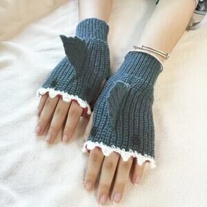 Knit Crochet Warm Unique Novelty Grey Blue w/ Shark Fin Fingerless Gloves